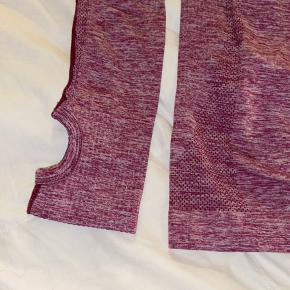 EUC Gymshark seamless long sleeve - Picture 3 of 7